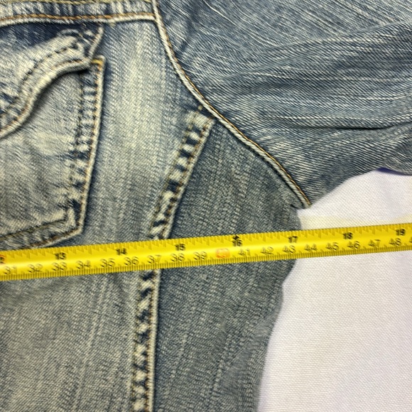 Guess Vintage Women’s Jean Jacket. Size Large - Picture 7 of 9